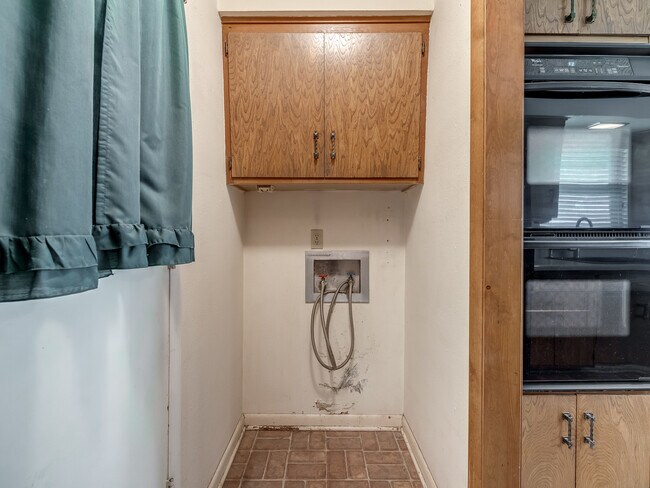 Building Photo - 6721 St Mary's Cir