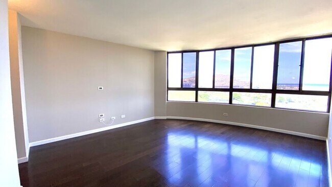Building Photo - 6770 Hawaii Kai Dr