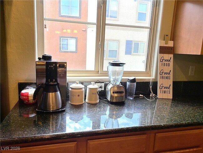 Building Photo - 4650 Ranch House Rd