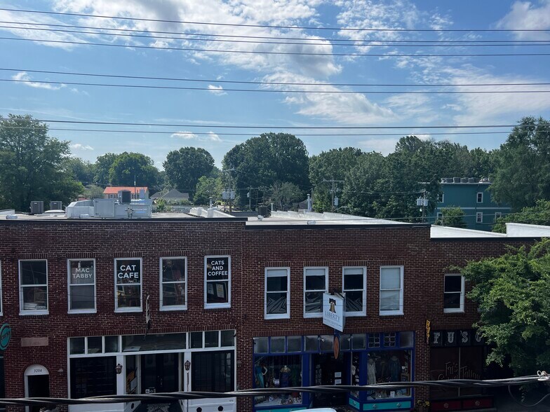 Primary Photo - 3205 N Davidson St