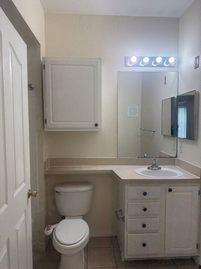 Building Photo - Condo in Resort Style Community of Legacy Dunes, Kissimmee