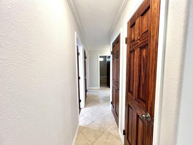 Building Photo - Large Evergreen Home with Solar & Community Pool