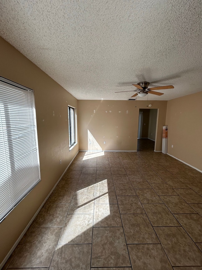 Building Photo - 1434 Bramblewood Dr