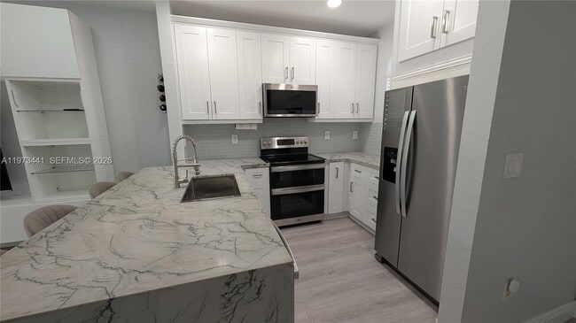 Building Photo - 14114 SW 51st Ln