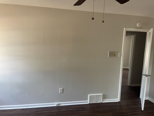 Building Photo - 3145 Belle Tower Rd