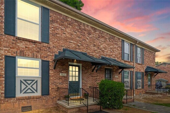 Building Photo - 5621 Kingsport Dr