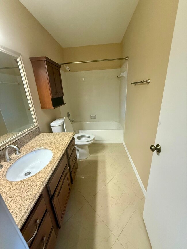 Building Photo - 105 Harvest Moon Ct