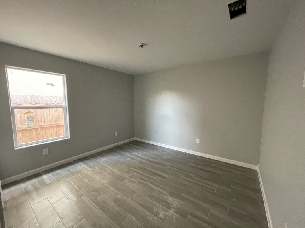 Building Photo - 5521 Conroe St