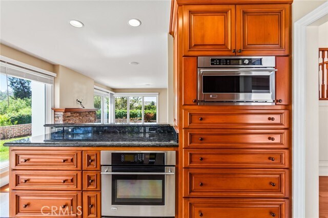 Building Photo - 2 Cedar Ridge