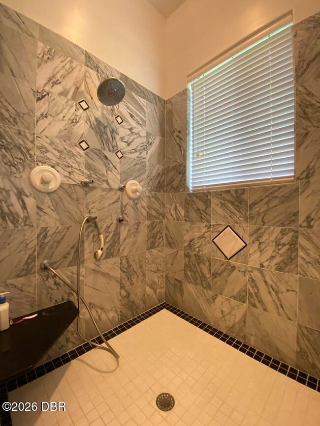 Building Photo - 108 Paradise Valley Ct