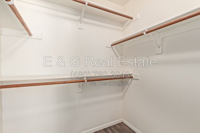 Building Photo - 8651 N 107th Dr