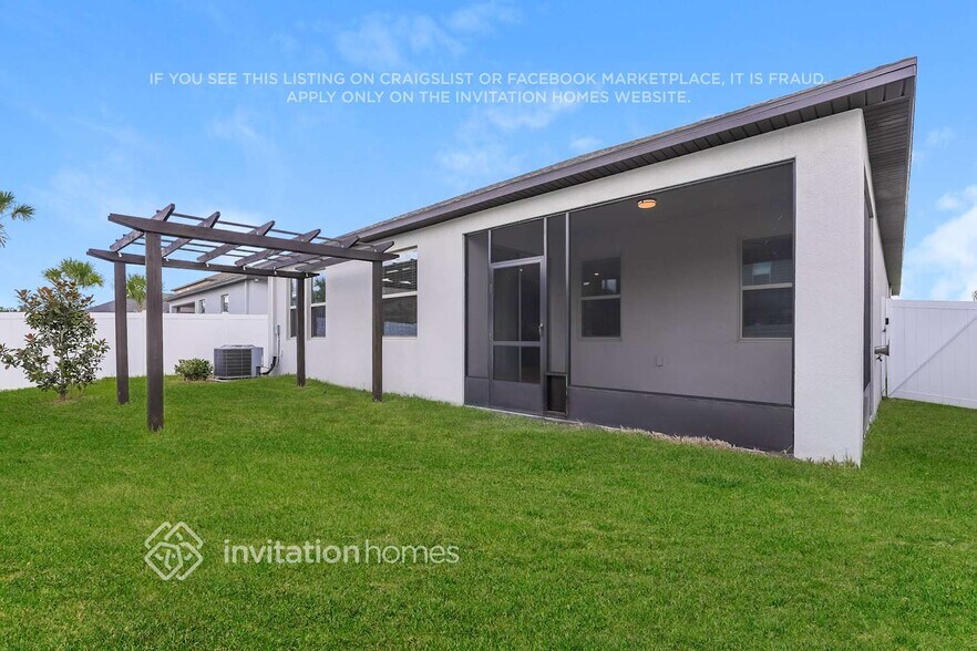 Building Photo - 13220 Orca Sound Dr
