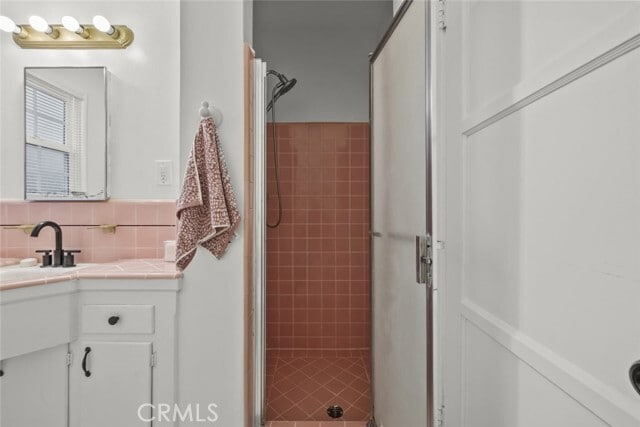 Building Photo - 14423 Sayre St