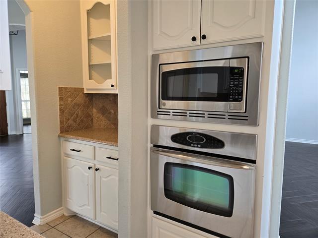 Building Photo - 1355 Meadowview Dr