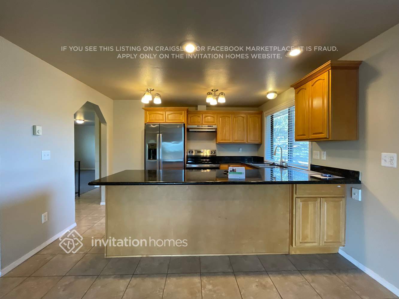 Building Photo - 926 S Magnolia Ln