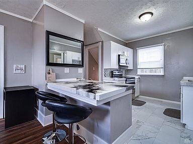 Building Photo - 125 Linsan Ct