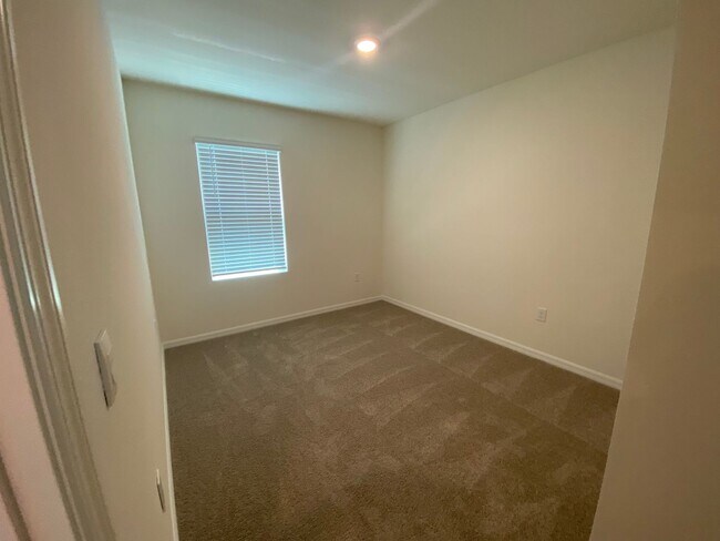 Building Photo - Home for Rent