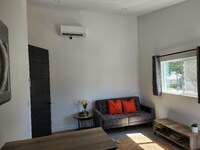 Building Photo - 6653 Melba Ave
