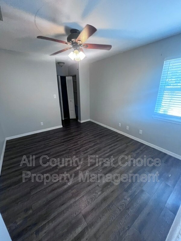Building Photo - 39650 US 19 N