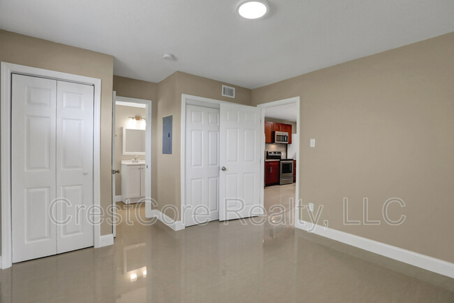 Building Photo - 3379 Overton Crossing St