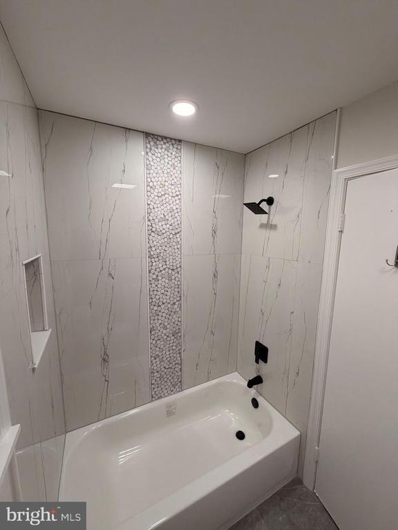 Building Photo - 5205 Pumphrey Dr