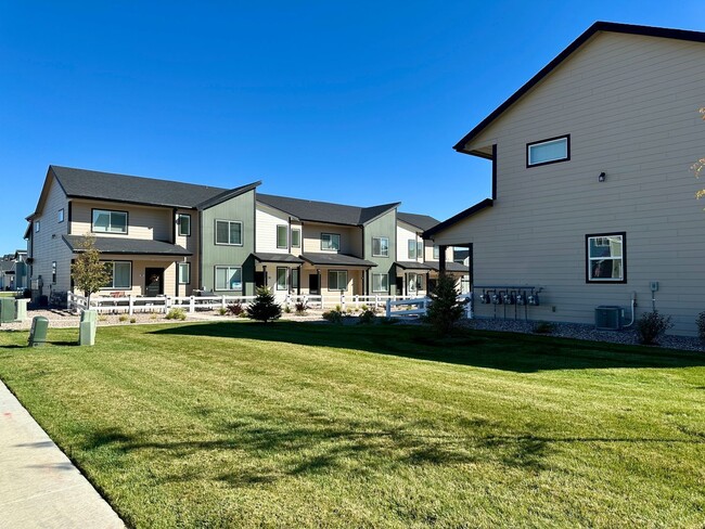 Building Photo - 3905 Congaree Wy