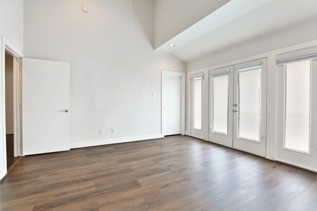 Building Photo - 4706 Austin St
