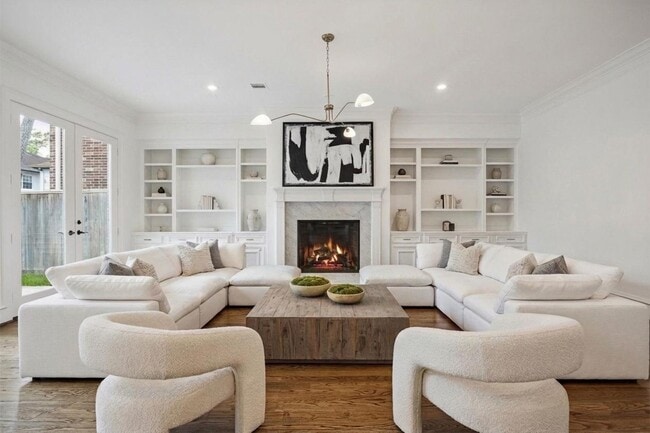 Building Photo - 3917 Tennyson St