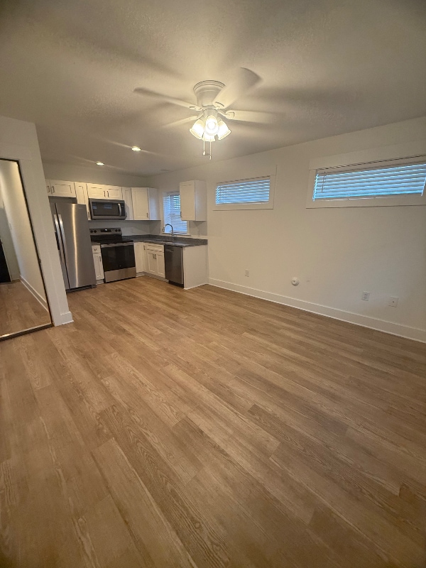 Building Photo - 213 W Palmetto St