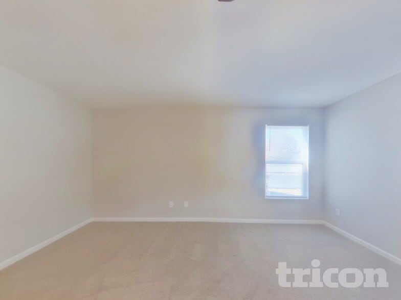 Building Photo - 301 Ranlo Ave