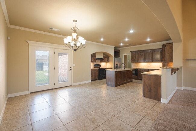 Building Photo - Beautiful 4-Bedroom Home with High Ceilings Available for Summer 2026 Pre-Lease