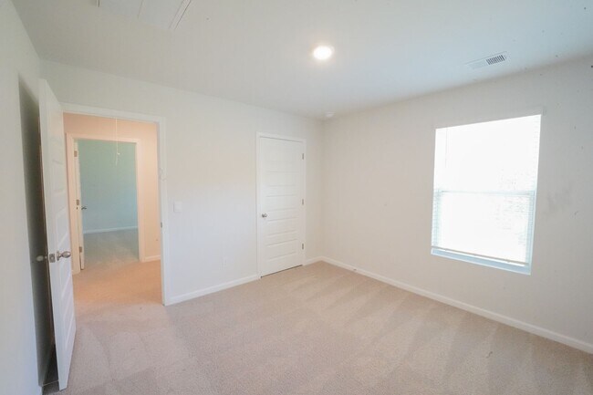 Building Photo - Available Soon!