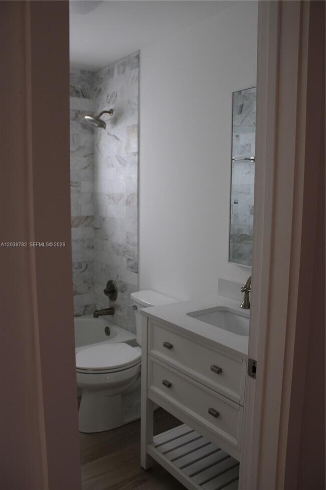 Building Photo - 3827 SW 88th Ct