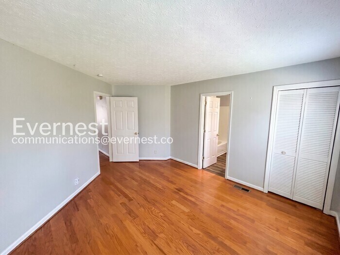 Building Photo - 1540 Stone Hill Rd
