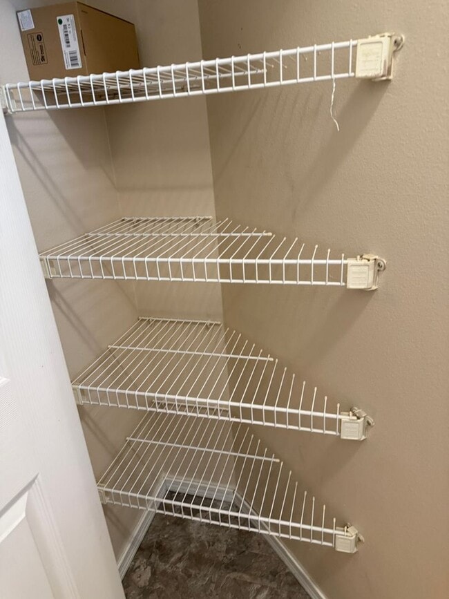 Building Photo - 2Bd/2Ba Kent Condo