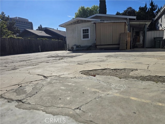 Building Photo - 396 N Mentor Ave