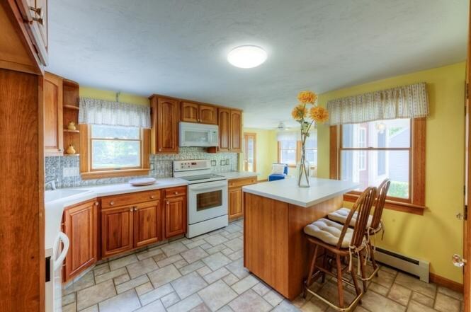 Building Photo - 20 Falcon St