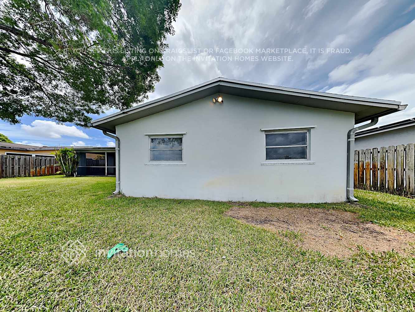 Building Photo - 11901 NW 29th Manor