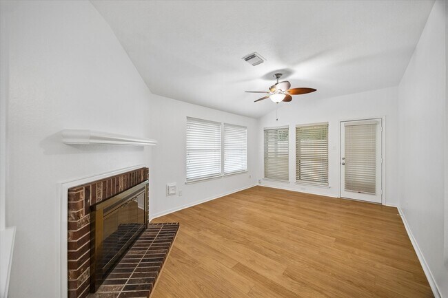 Building Photo - 14718 Cypress Green Dr