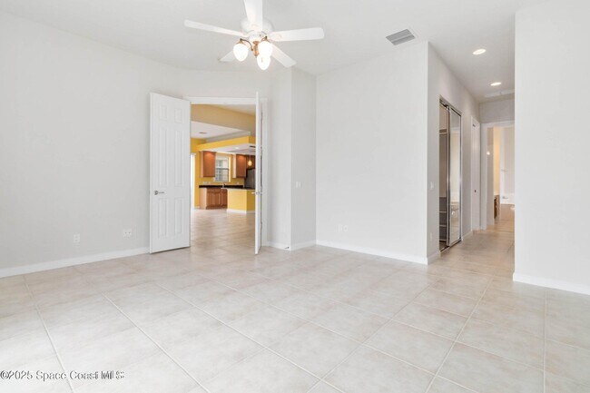 Building Photo - 3547 Plume Way