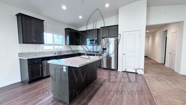 Building Photo - 10674 Appaloosa Ave