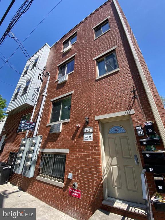 Building Photo - 1417 N 17th St