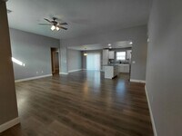 Building Photo - Beautiful home close to post