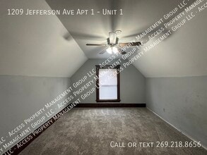 Building Photo - 1209 Jefferson Ave