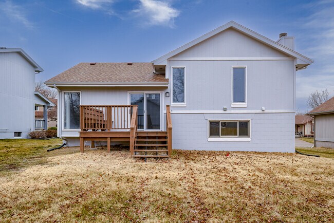 Building Photo - 12129 Wirt St