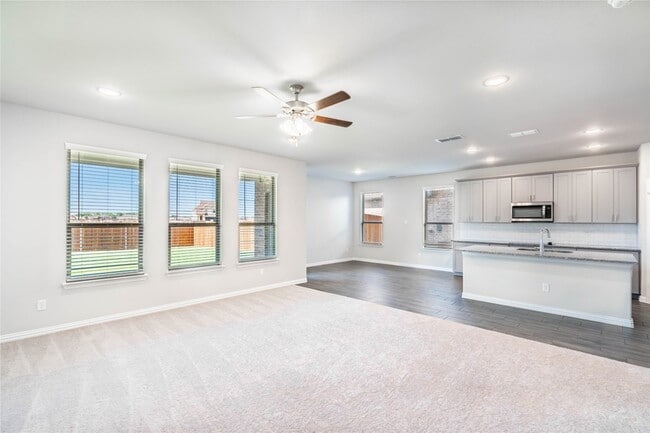 Building Photo - 112 Cole Ln