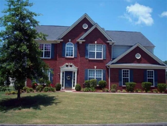 Primary Photo - 570 Midhurst Pl