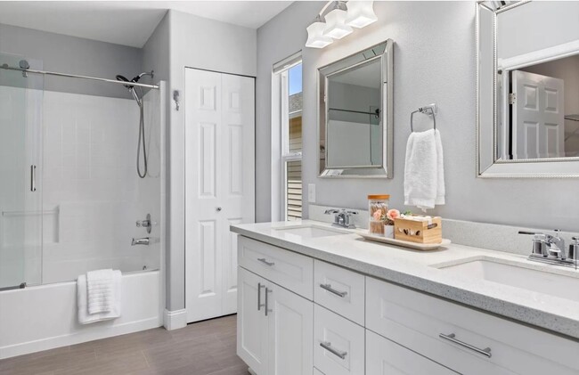 Building Photo - Welcome to this beautiful 3-bedroom, 2.5-b...