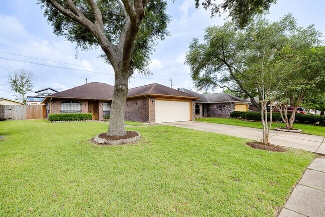 Building Photo - 12914 Townwood Dr