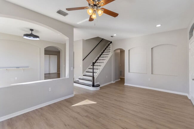 Building Photo - 29704 Eagle Station Dr